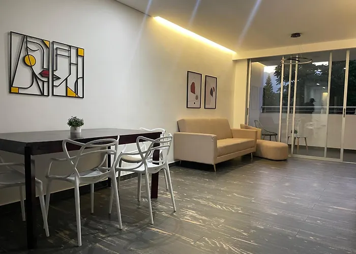 Plazetto Laurles Apartamento Bonito De 3 Alcobas Parquedero